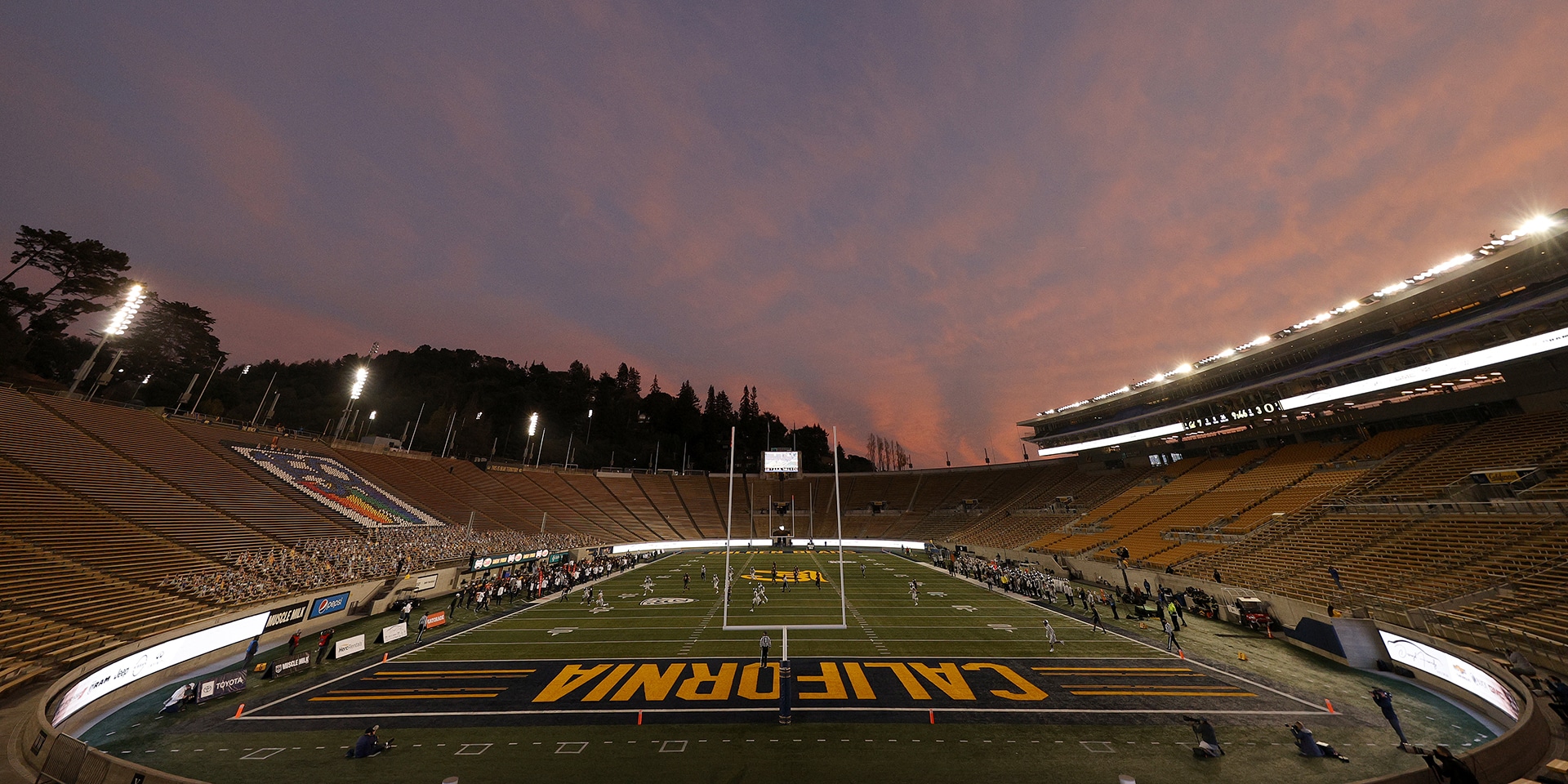 FTX buys naming rights to Cal Memorial Stadium for 10 years in