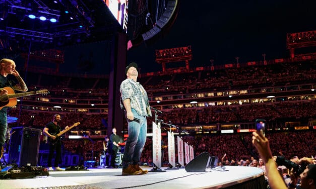 Bringing Garth’s Nissan Stadium Shows To The (Other) Big Screen